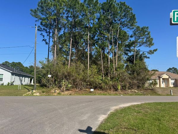 2801 SW Foxglove Ave Avenue SW, Palm Bay, FL 32908