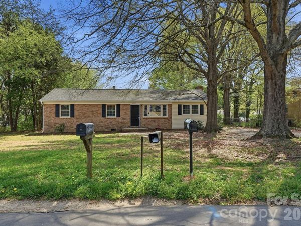 2323 Maplewood Drive , Gastonia, NC 28052