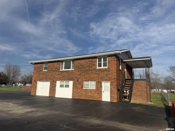 1225 S MAIN Street, Lewistown, IL 61542