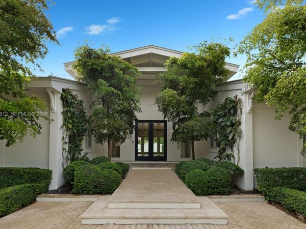 610 Reinante Ave, Coral Gables, FL 33156