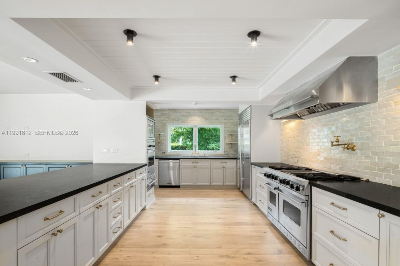 610 Reinante Ave, Coral Gables, FL 33156 Photo