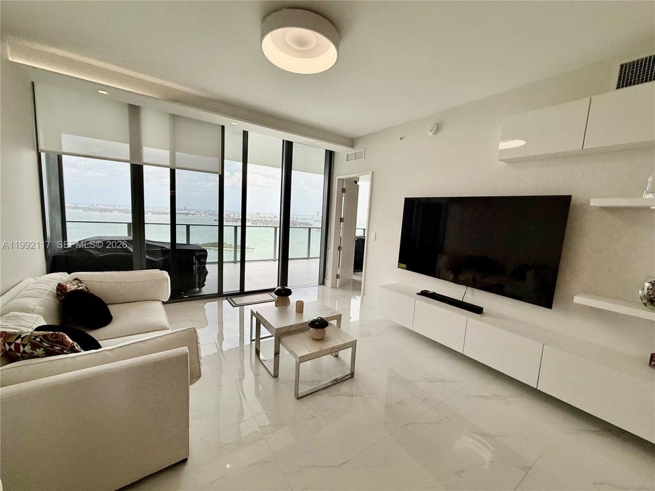 700 NE 24 Street, Unit 3802, Miami, FL 33137 Photo