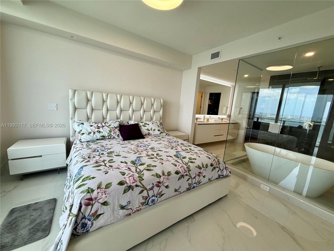700 NE 24 Street, Unit 3802, Miami, FL 33137 Photo