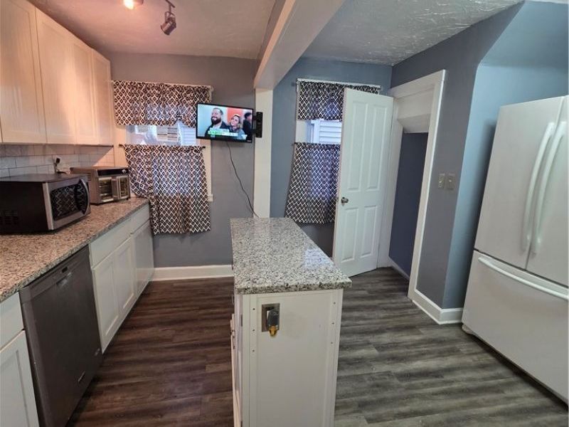 4456 W 47th Street, Old Brooklyn, OH 44144 Photo 8