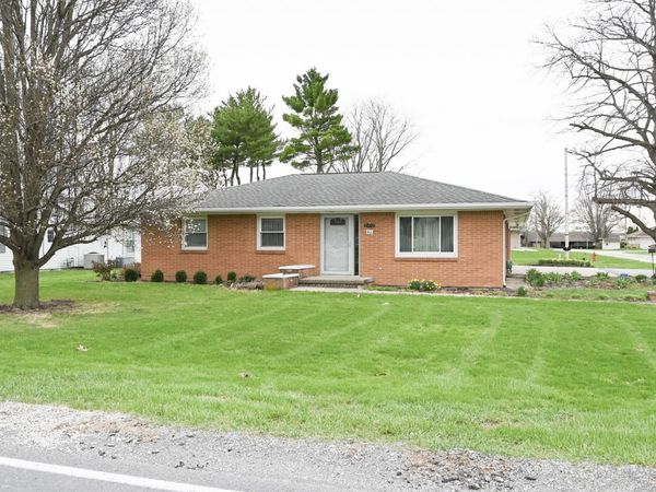 401 E Main Street, Royal, IL 61871