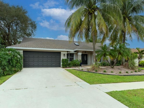 1741 Grantham Drive, Wellington, FL 33414