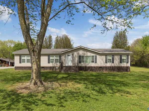 419 Maze Road, Arab, AL 35016