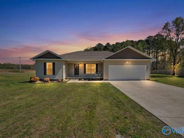 436 Granite Circle, Albertville, AL 35950