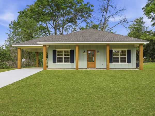 101 Gilmore St., Purvis, MS 39475