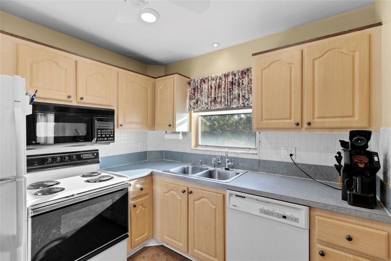 4210 Ironwood Circle , Unit 308J, Bradenton, FL 34209 Photo