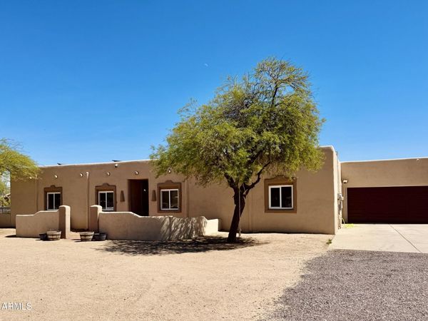 34841 N 3RD Street, Phoenix, AZ 85086