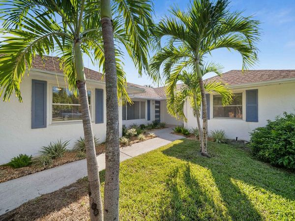 518 Kingbird Circle, Delray Beach, FL 33444