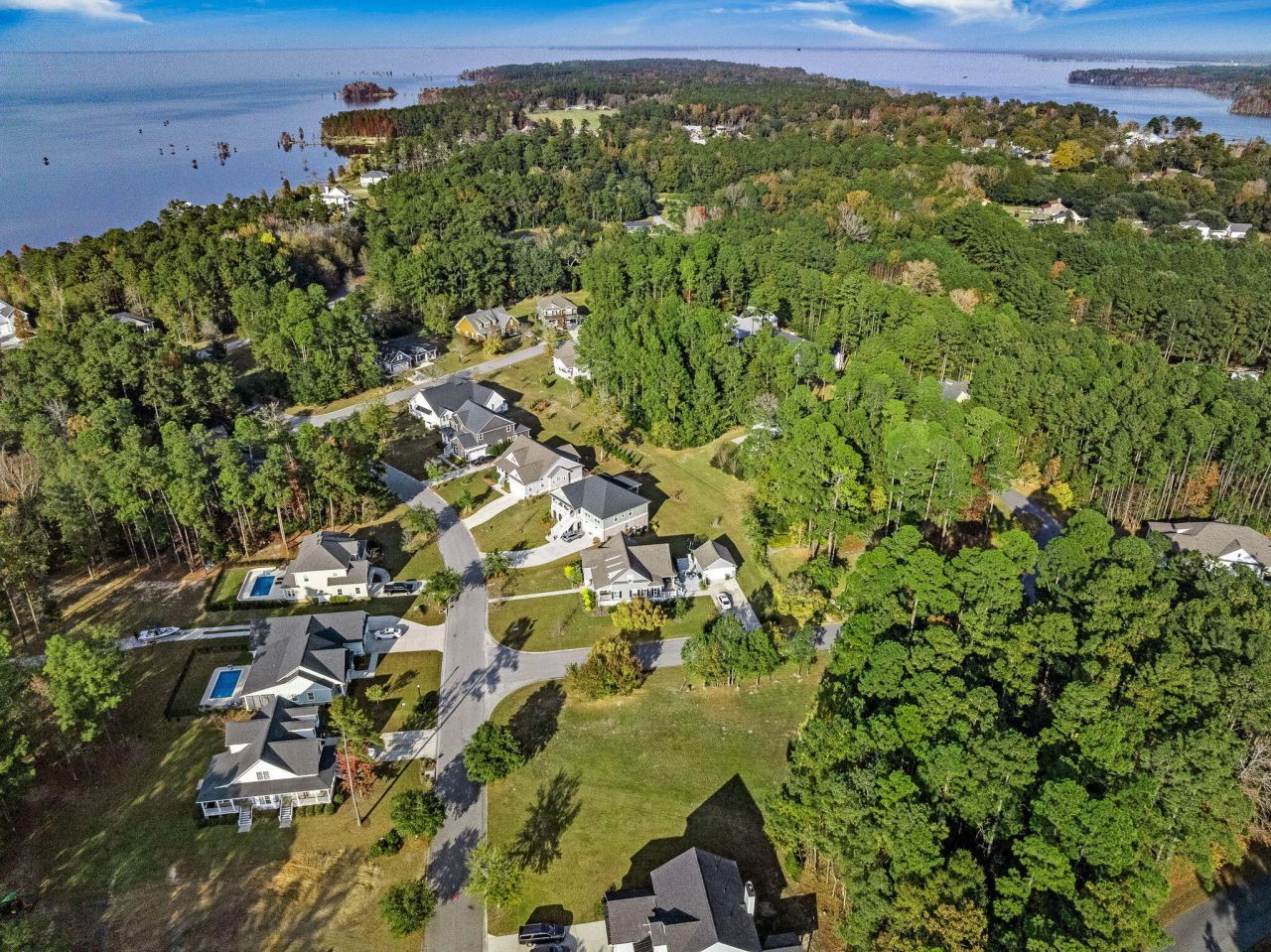 201 Summer Breeze Way Photo 5