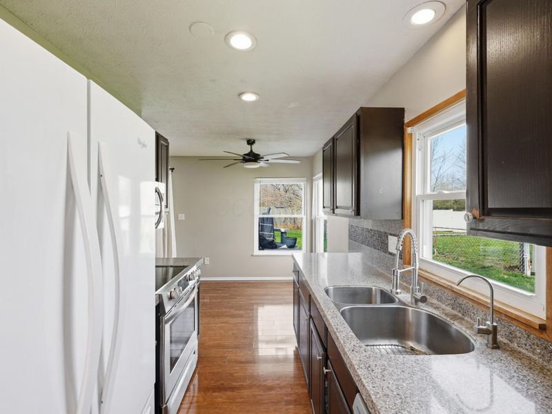 374 N Sarwil Drive, Canal Winchester, OH 43110 Photo 13