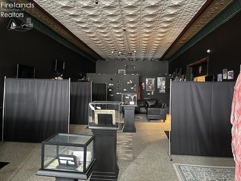 227 E Harding Way, Galion, OH 44833 Photo 15