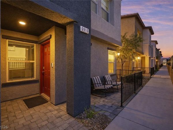 6916 Stratham Hill Street, Las Vegas, NV 89166