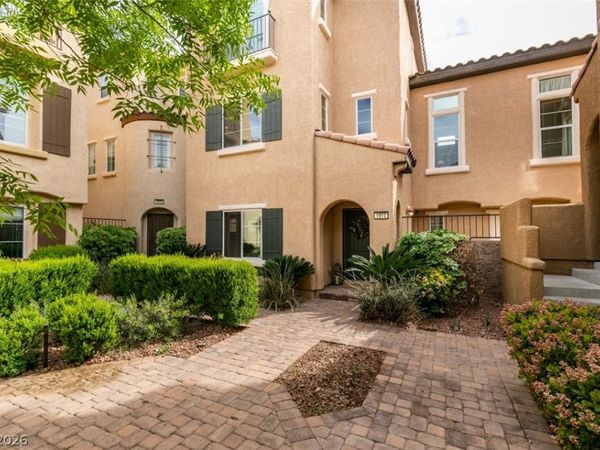 1910 Granemore Street, Las Vegas, NV 89135