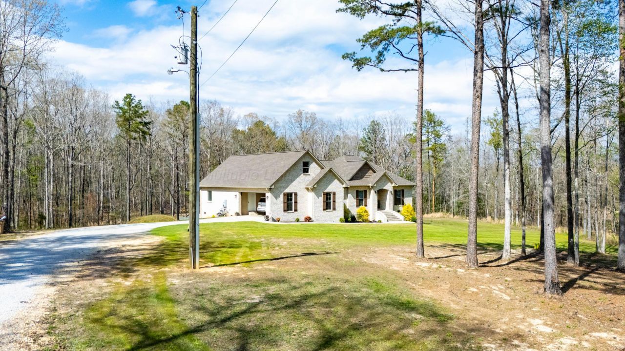 1003 County Road 38, Winfield, AL 35594 Main Photo