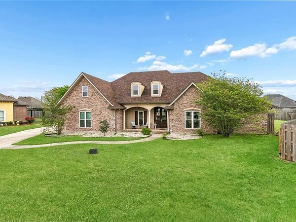 106 RICKER Court , LaPlace, LA 70068