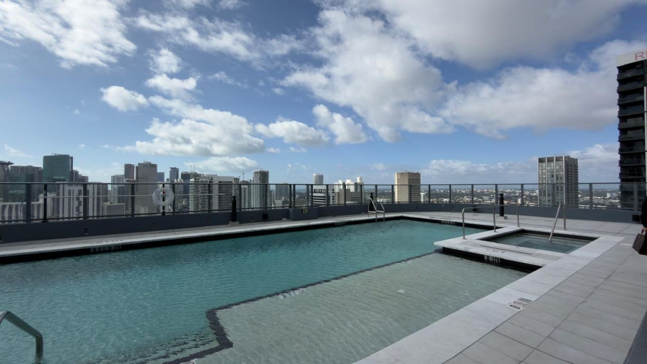 121 NE 5th Street, Unit 2406, Miami, FL 33132 Photo