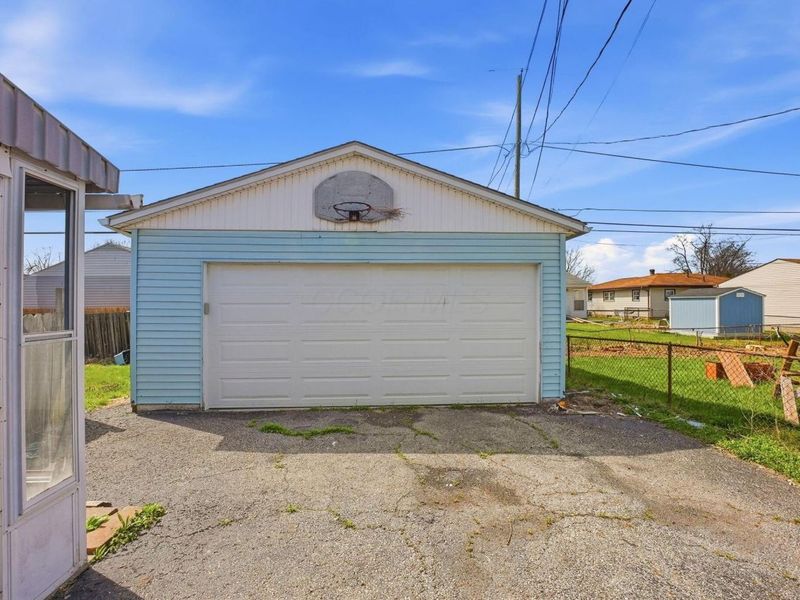 455 Whitehall Drive, Columbus, OH 43213 Photo 18