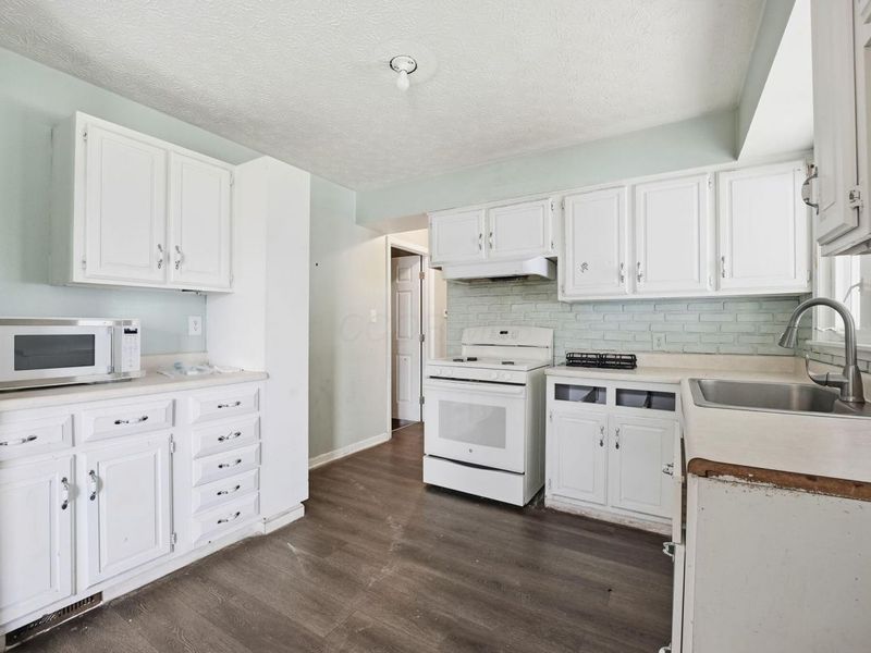 455 Whitehall Drive, Columbus, OH 43213 Photo 6