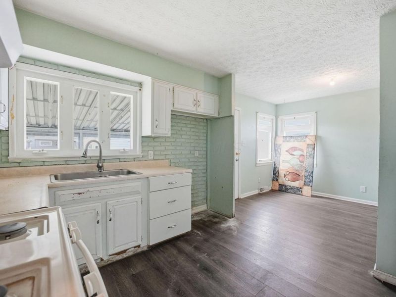 455 Whitehall Drive, Columbus, OH 43213 Photo 7