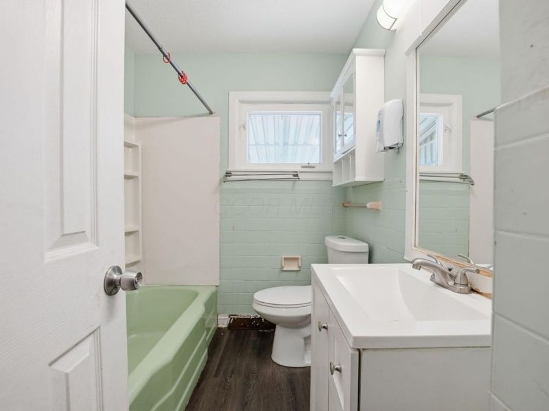 455 Whitehall Drive, Columbus, OH 43213 Photo 9