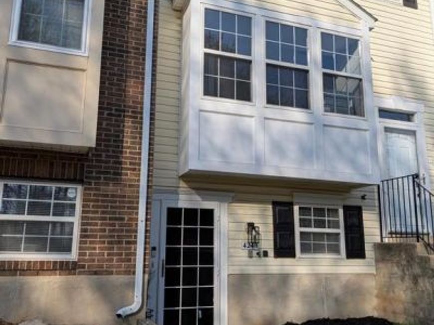 4240 Applegate Lane, Unit 5, Suitland, MD 20746 Main Photo