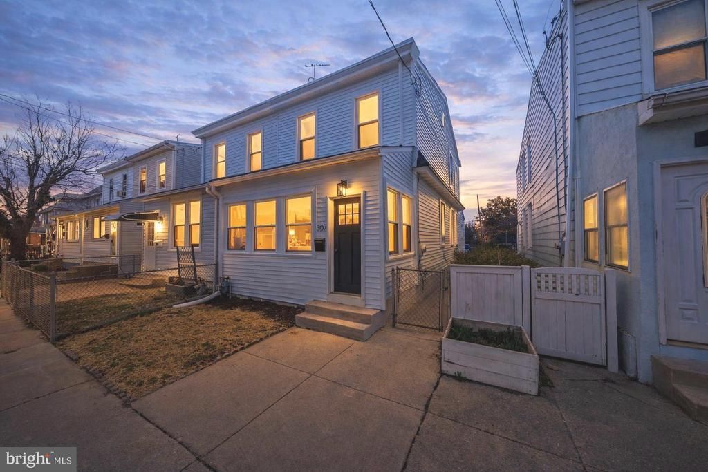 307 EDMONDS AVENUE, DREXEL HILL, PA 19026