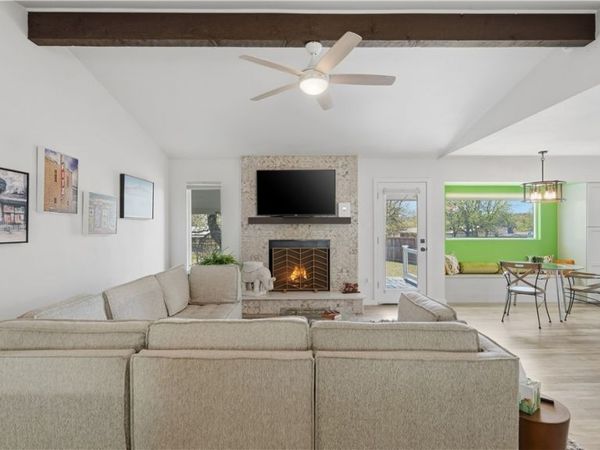 305 Whitetail Drive, Manchaca, TX 78652