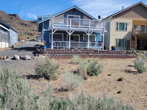 958 River Drive SW, Quincy, WA 98848