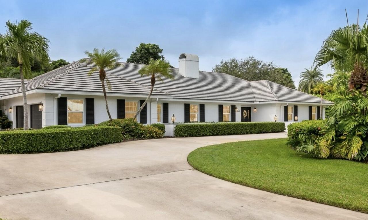 8677 Estate Drive, West Palm Beach, FL 33411 Photo