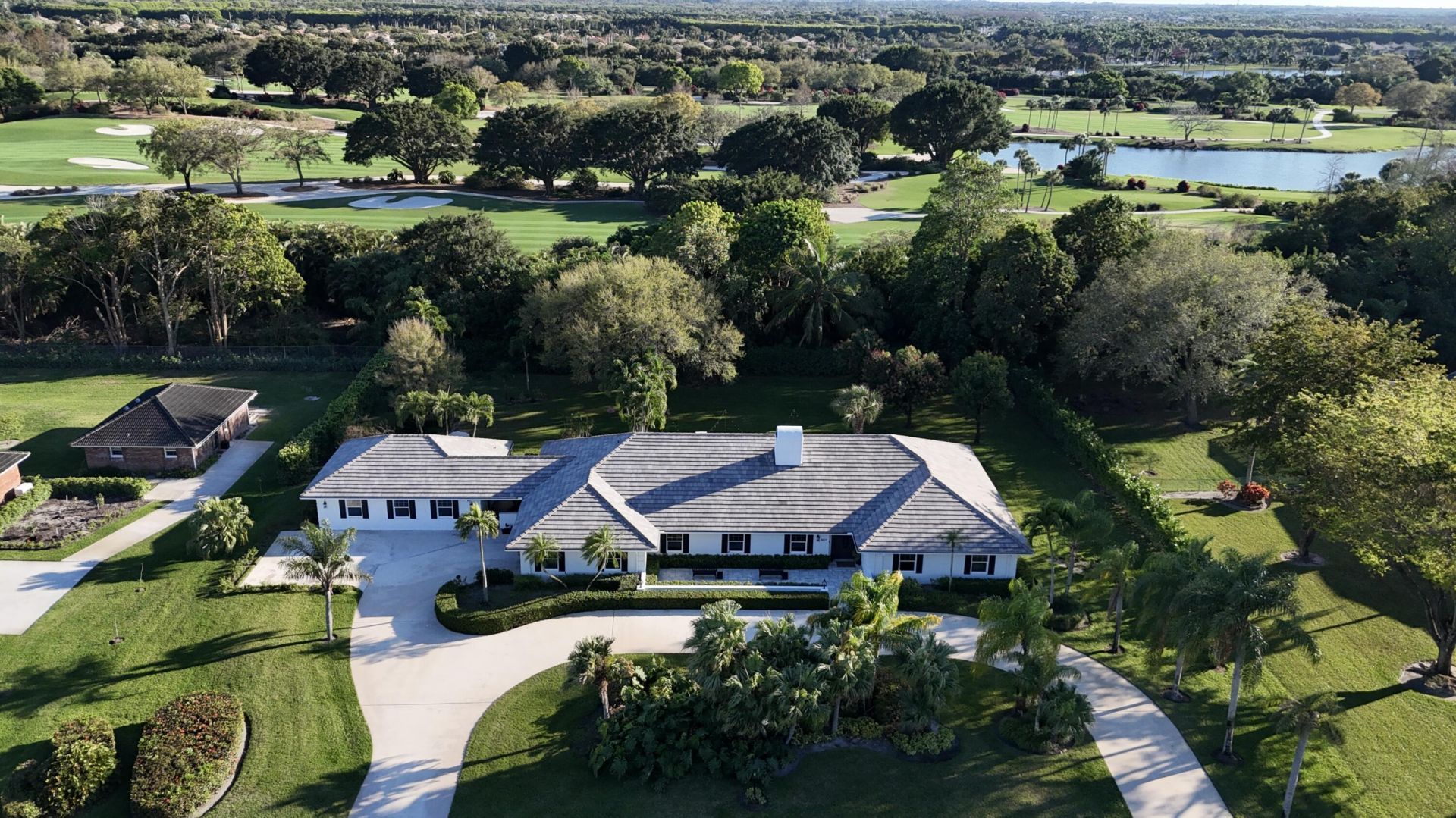 8677 Estate Drive, West Palm Beach, FL 33411 Photo