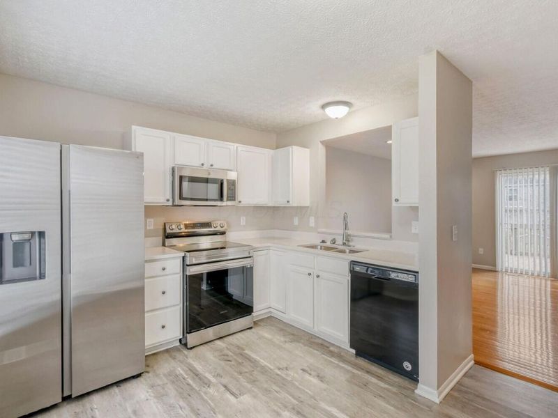 1038 Robmeyer Drive, Columbus, OH 43207 Photo 10