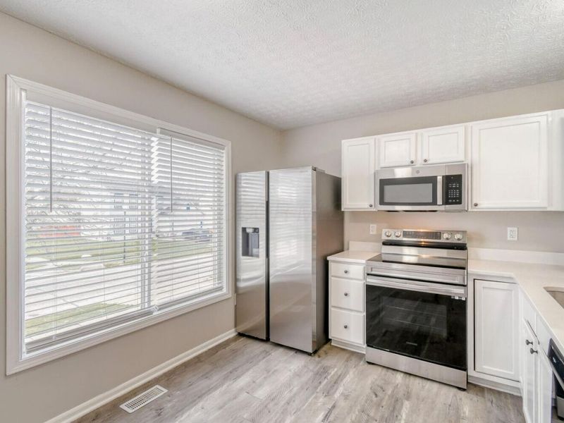 1038 Robmeyer Drive, Columbus, OH 43207 Photo 9