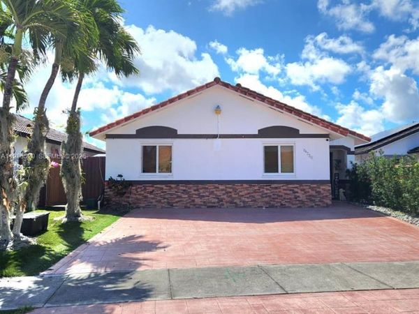 14330 SW 179th Ln, Miami, FL 33177