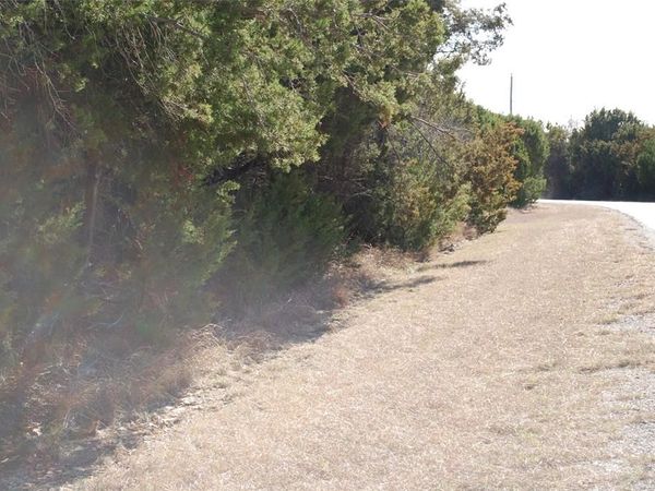 8182 Cedar Crest Drive , Whitney, TX 76692