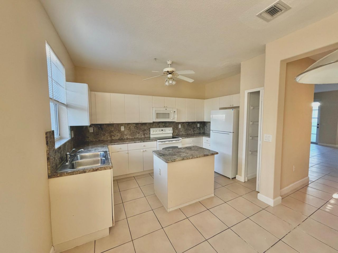 4004 Shoma Drive, Unit 4004, West Palm Beach, FL 33414 Photo
