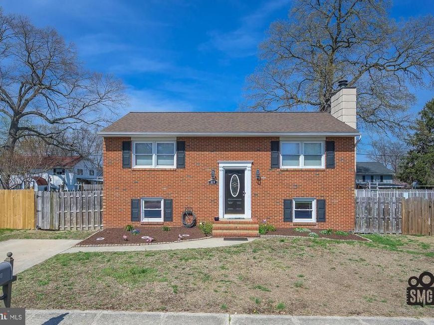 804 221st Street, Pasadena, MD 21122 Main Photo