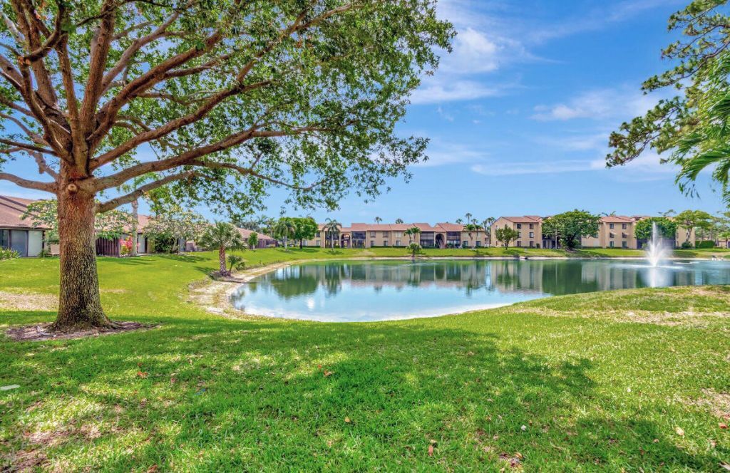 629 Sea Pine Way, Unit A1, Greenacres, FL 33415 Photo