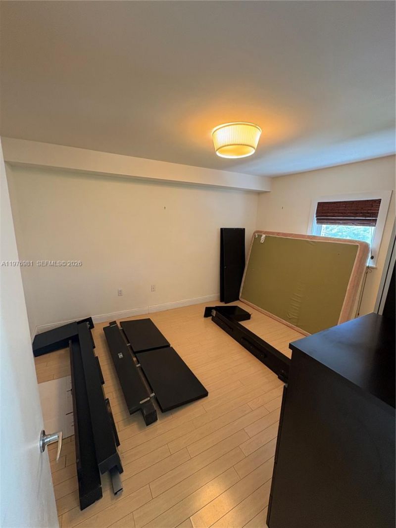 2740 SW 28th Ter, Unit 304, Miami, FL 33133 Photo