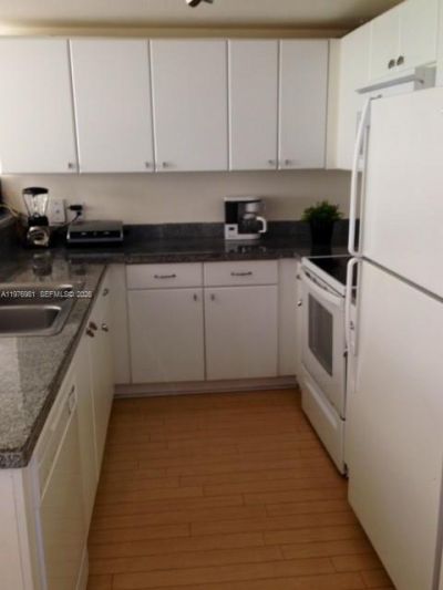 2740 SW 28th Ter, Unit 304, Miami, FL 33133 Photo