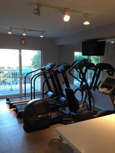 2740 SW 28th Ter, Unit 304, Miami, FL 33133 Photo