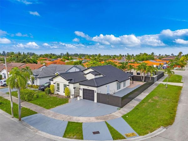 803 NW 133rd Ct , Unit 803, Miami, FL 33182