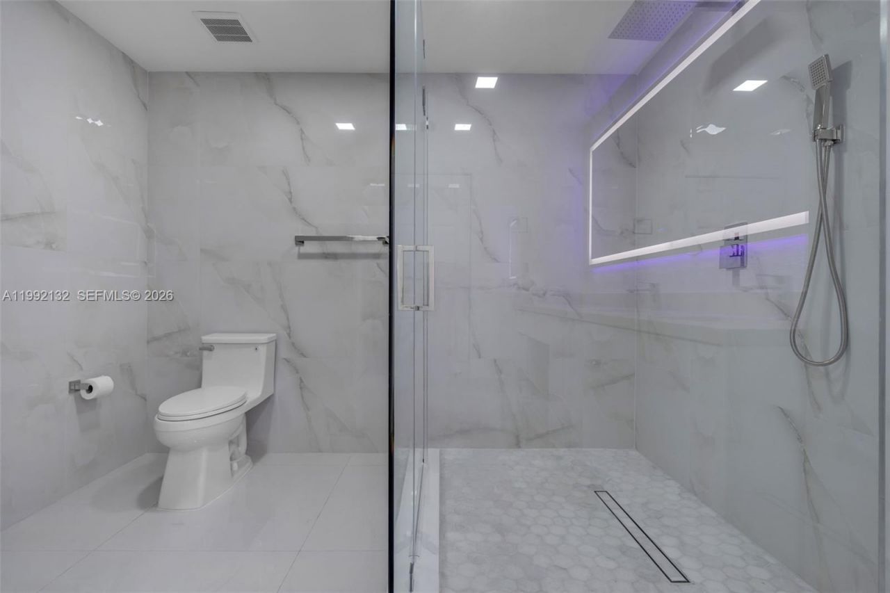 803 NW 133rd Ct , Unit 803, Miami, FL 33182 Photo