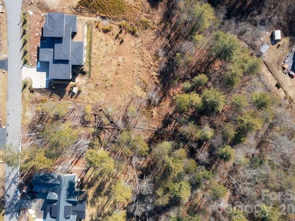 161 Riverbend Forest Drive, Asheville, NC 28805