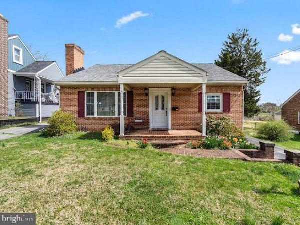 425 S ARTIZAN STREET, WILLIAMSPORT, MD 21795