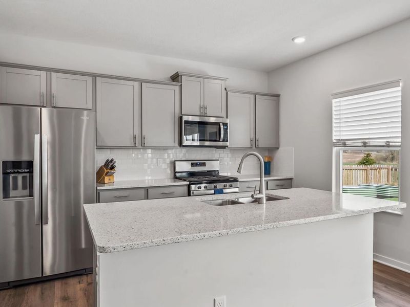 888 Sunny Vale Drive, Delaware, OH 43015 Photo 6