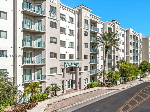 6001 SW 70th St , Unit 252, South Miami, FL 33143